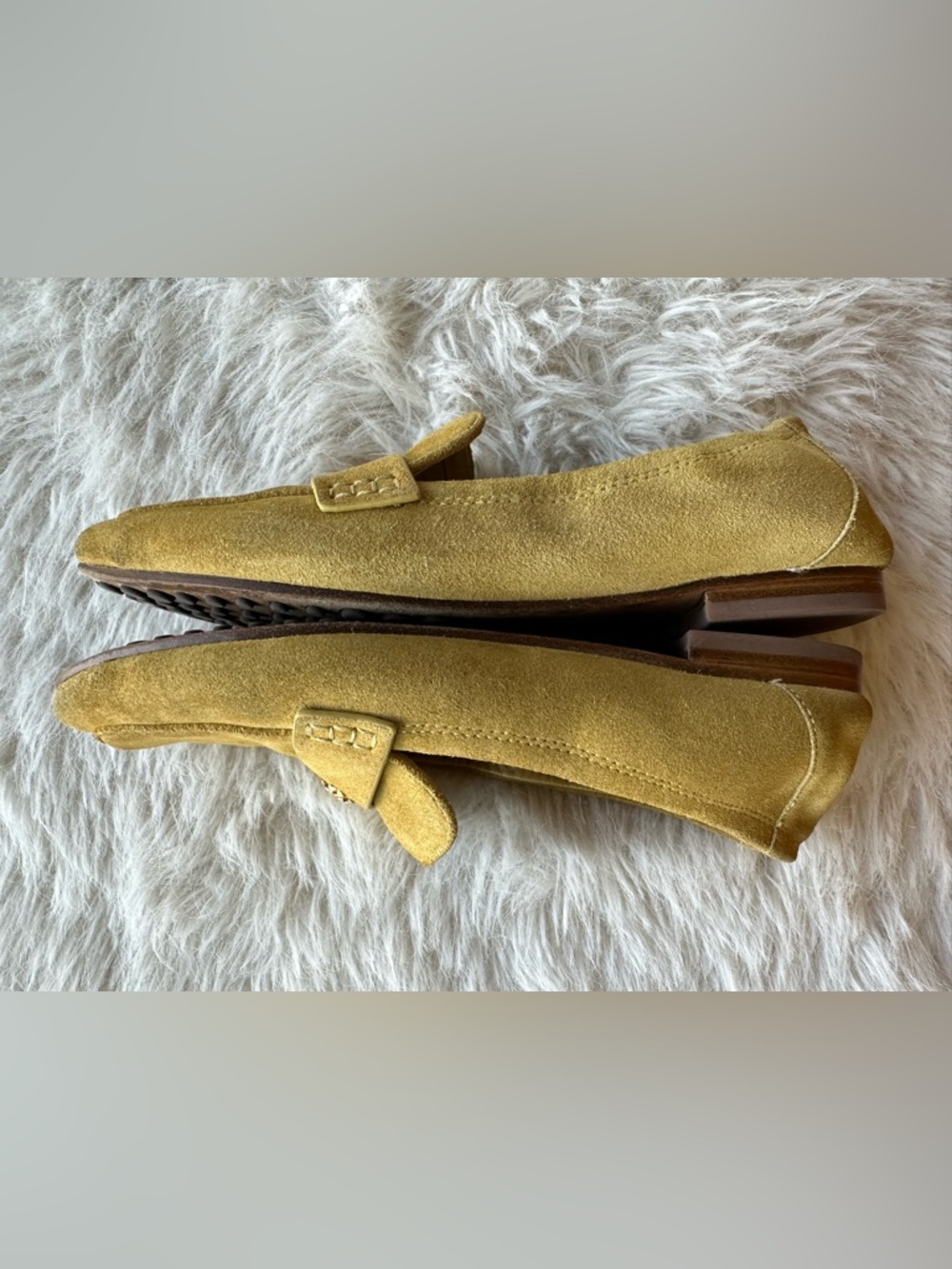 Tory Burch Mustard Yellow Suede Penny Loafers with Gold Emblem Ballet shoes 7.5 - Picture 5 of 16